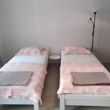 Alba *